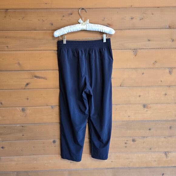 Lululemon Wanderer Crop Pant Black 6 Swift Ultra Light Stretch Waist Bottoms - Picture 3 of 5